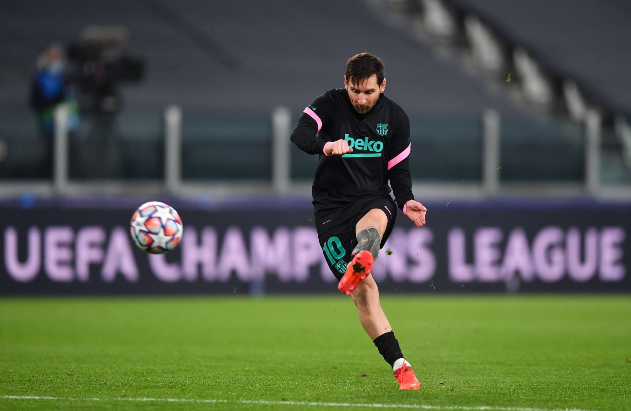 同时通过饮 同时通过饮