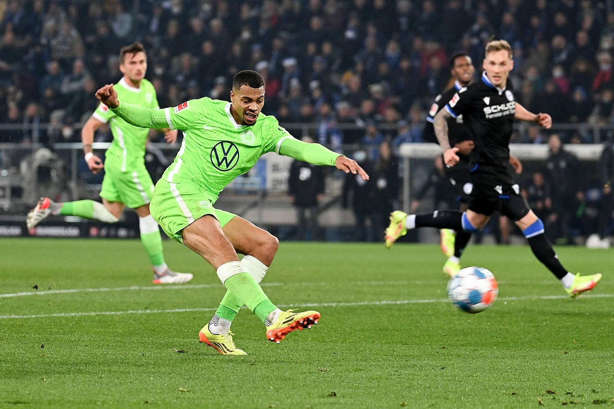 拉齊奧總監明確表示無意引進格林伍德和J羅.