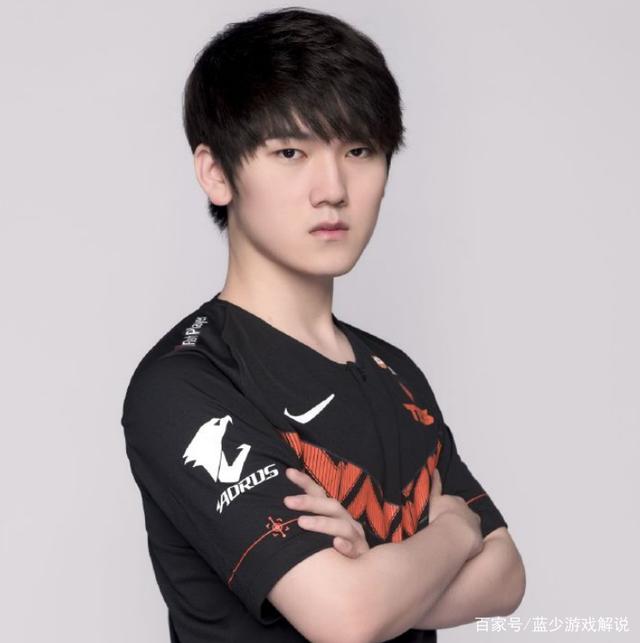 滑向泛政治